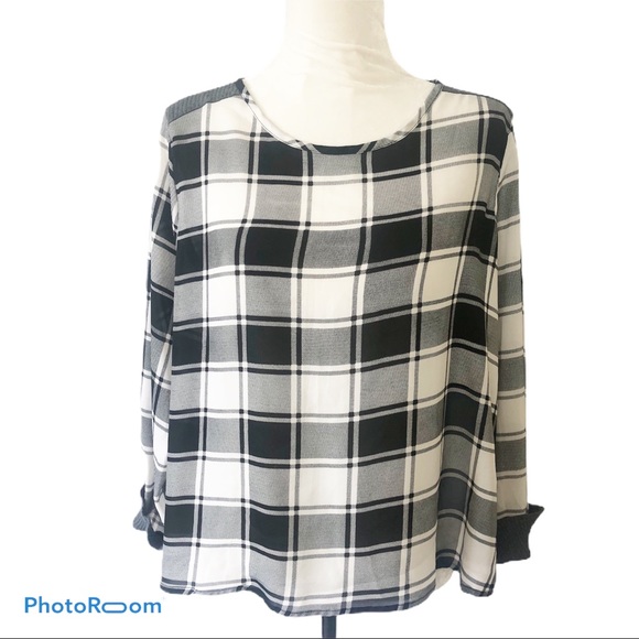 Wild Blue Sadie Robertson Woman's Top - Picture 2 of 8